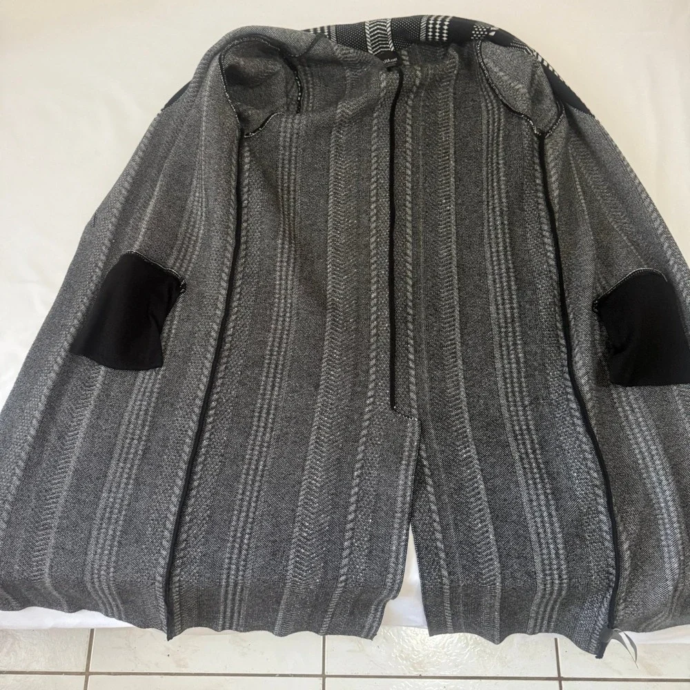 ZARA KNIT Striped‎ Geometric Maxi Cardigan Sweater Jacket Women S Black White